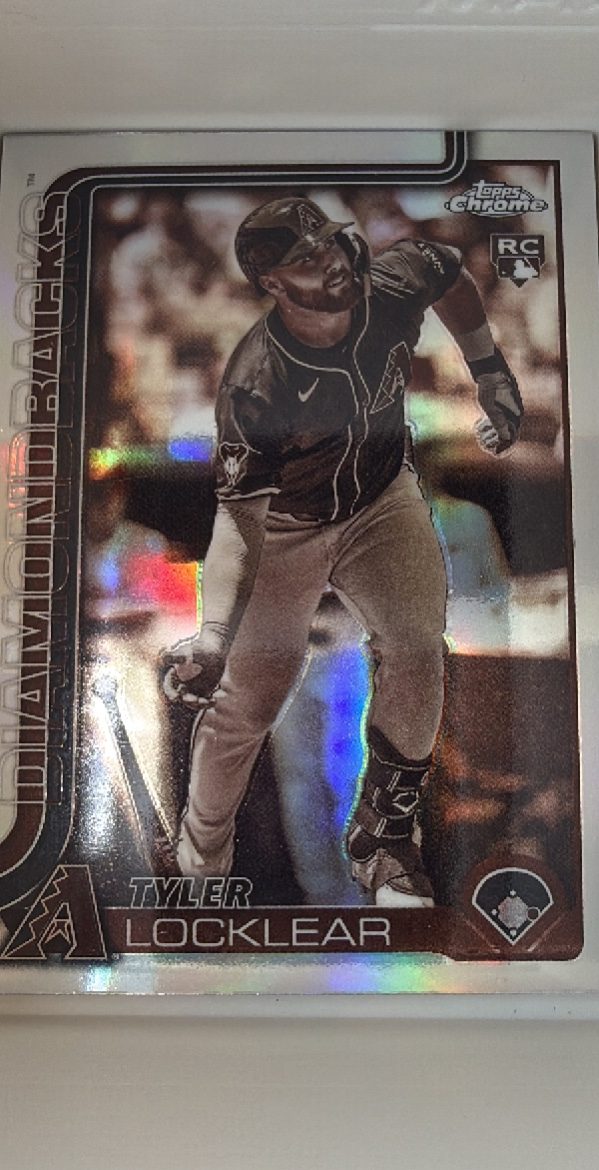 Tyler Locklear Topps Chrome Rookie Card